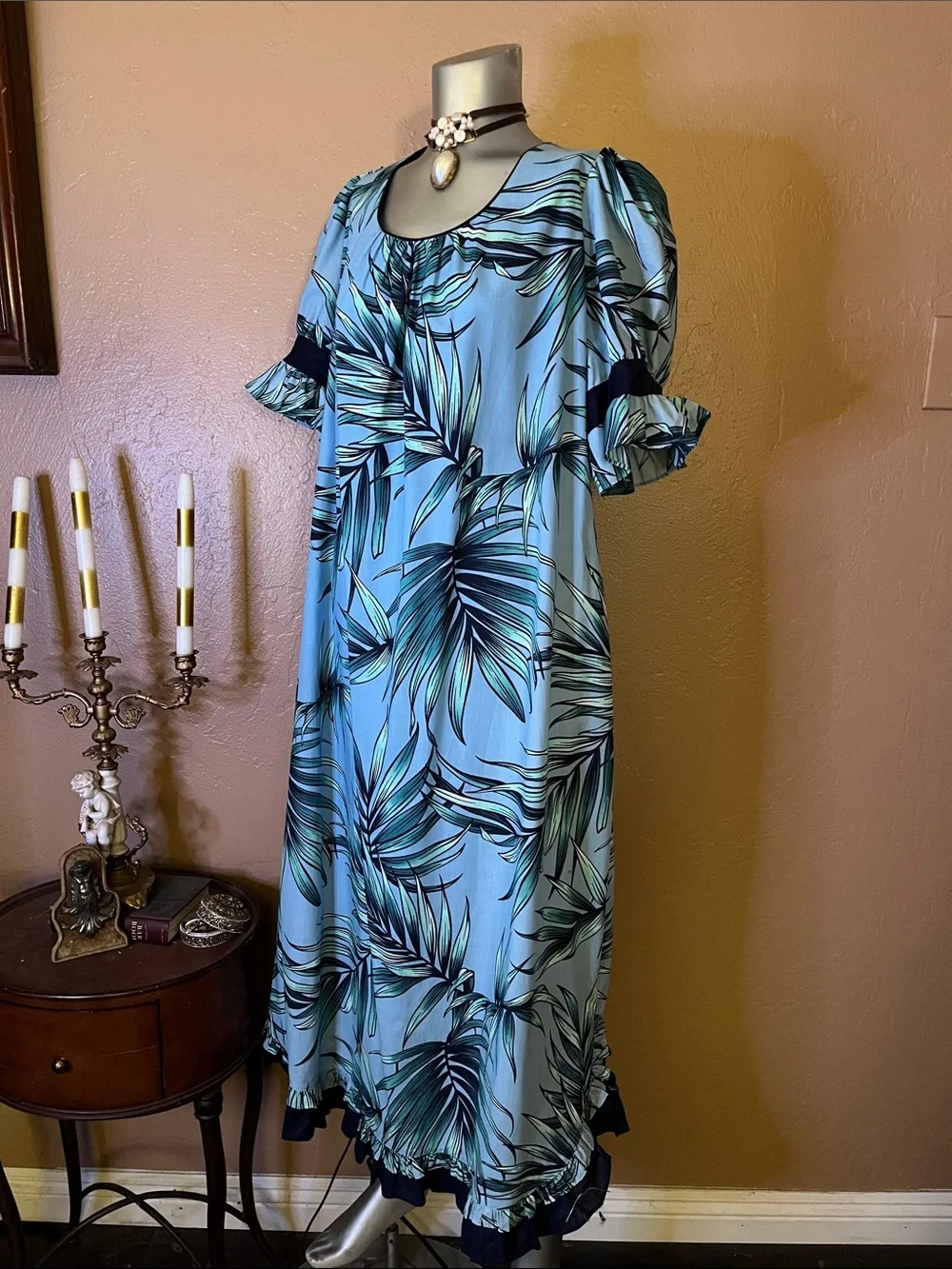 T & L Muumuu Factory Hawaii Light Blue With Tropical Leaf Print.  Sz XL
